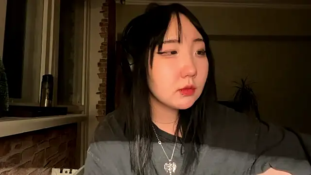 Yunananaa 现场XXX聊天