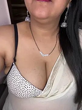 Notty-HotyBhabhi – Live XXX-chat