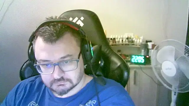 SirAbuser Live XXX Chat