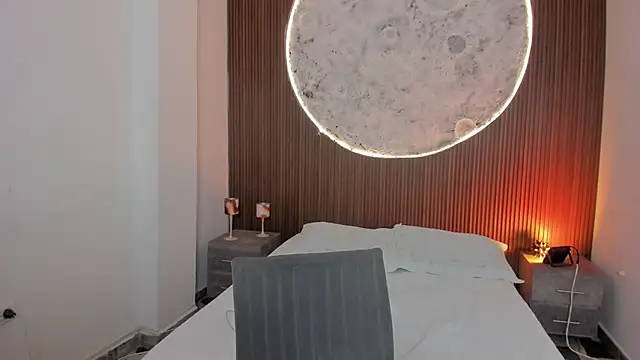 RoseCassie: онлайн-секс-чат