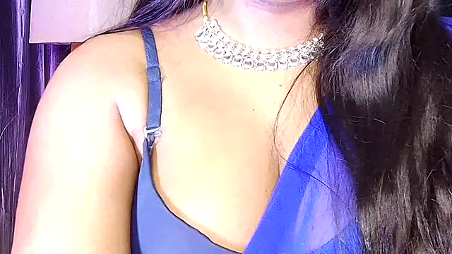 Pokazy przed kamerką – Goddess_In_Lust