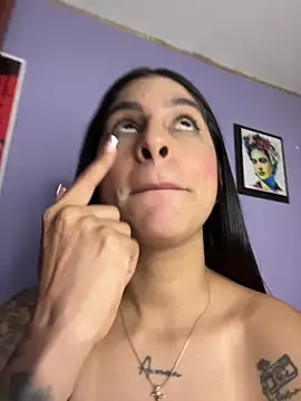 Chatroom XXX en direct de charlotte_stevenss_