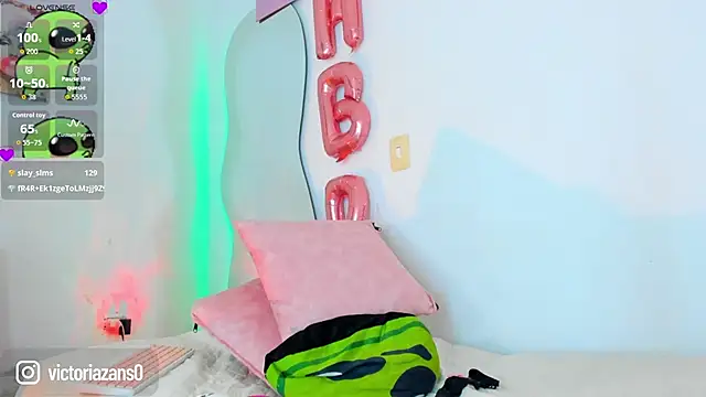 Živý XXX chat Vickyallien