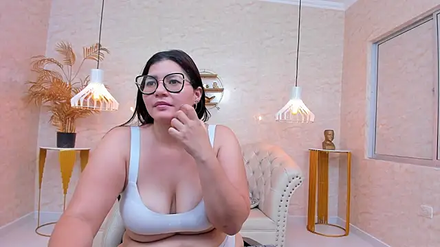 دردشة Mia_Curvyy الجنسية المباشرة