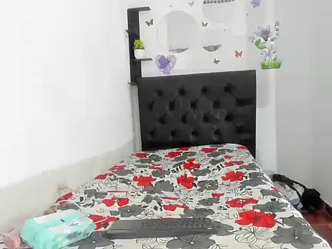 Pokazy przed kamerką – Lily_sin21