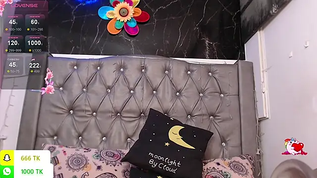 دردشة LAILAGUMMY الجنسية المباشرة