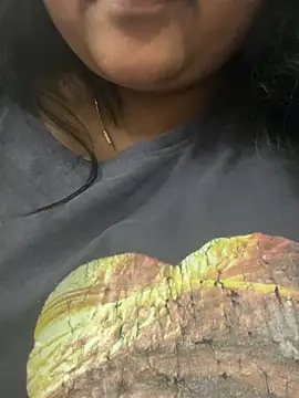 radhikkaa: απευθείας συνομιλία ΧΧΧ