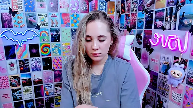 MiaMilas 即時 XXX 聊天