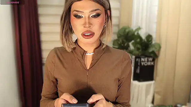 EmpireState_Of_Mind Adlı Modelin Canlı XXX Sohbeti