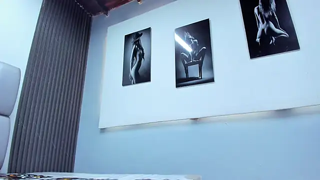 May-ClanfortのライブXXXチャット