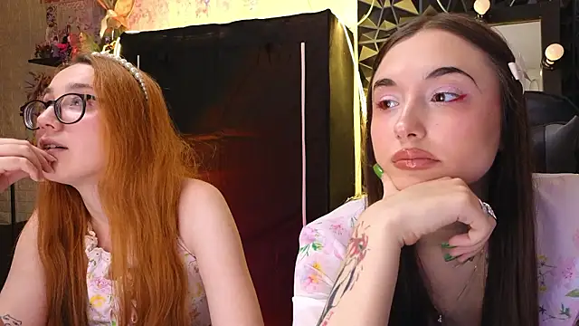 XXX chat uživo modela sunny_luna