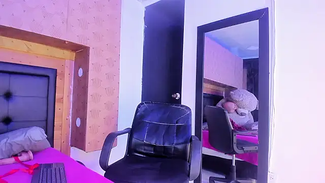 Samantha_Blaze1 élő XXX-chatje