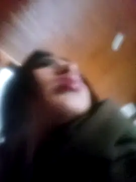 MeelFox Adlı Modelin Canlı XXX Sohbeti