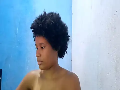 MadelynStamant Adlı Modelin Canlı XXX Sohbeti