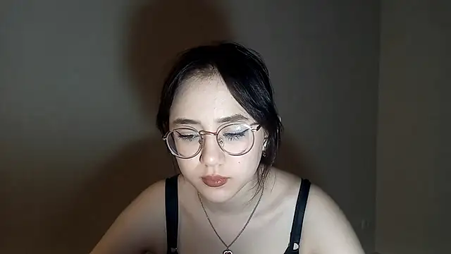 Chat +18 de SolvedGlobe ao vivo