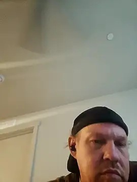 yourMasterisBored webkamerás műsora