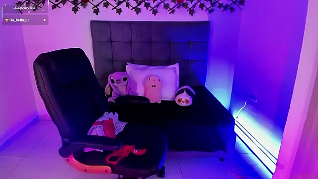 Czat XXX na żywo – charlotte_keyss