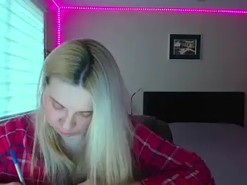 callme_iva's Webcam Show