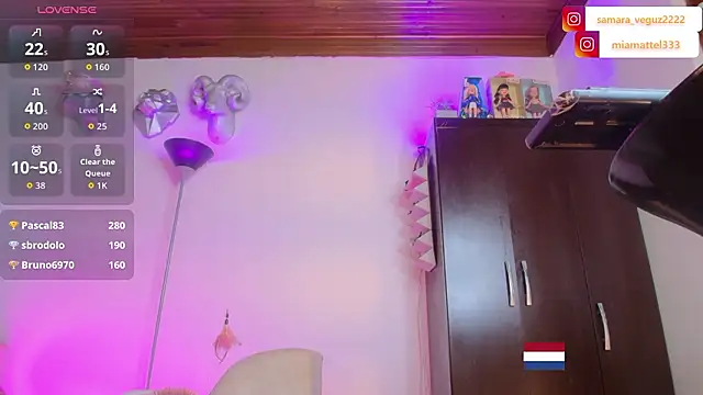 samara_veguz222's Live XXX Chat