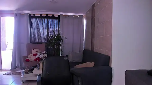 ghatto_cmilkpunch Adlı Modelin Canlı XXX Sohbeti