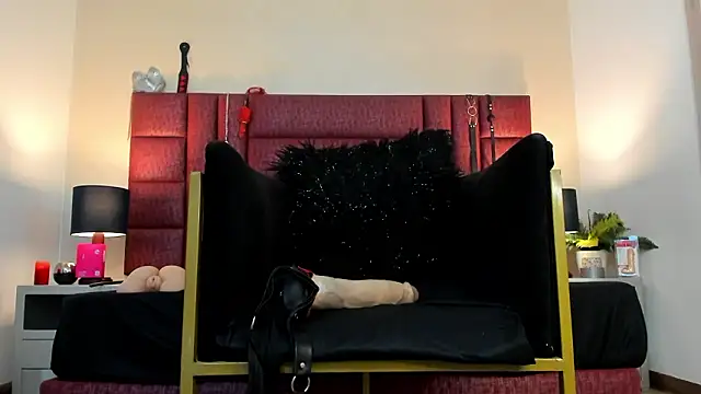 CharlotteScotte Chat XXX live