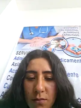 Chat +18 de CAROLINE__07 ao vivo