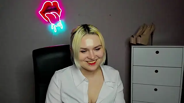 Chat +18 de SweetLilyxo ao vivo