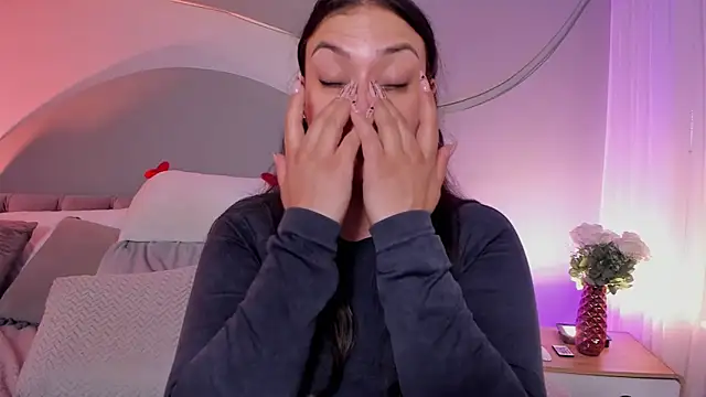 Nicolle_W 网络视讯表演