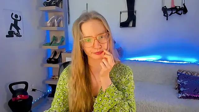 NancyHottie Adlı Modelin Canlı XXX Sohbeti