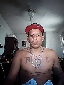 Chat +18 de Alebir1329 ao vivo