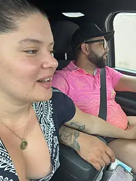 Pokazy przed kamerką – mangolini_parrocini