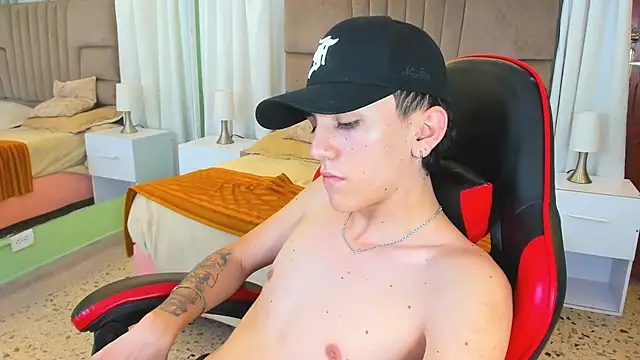 Chat +18 de irvin_keyes ao vivo