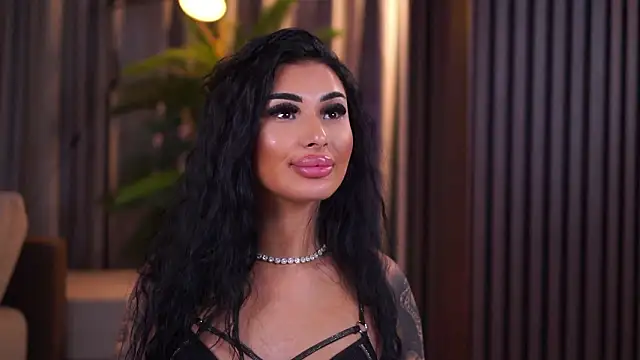 YanaSultana 웹캠 쇼