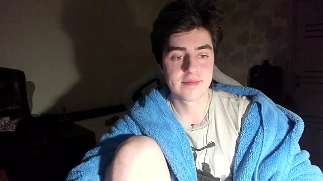 Show modela Knuckles17 na web-kameri