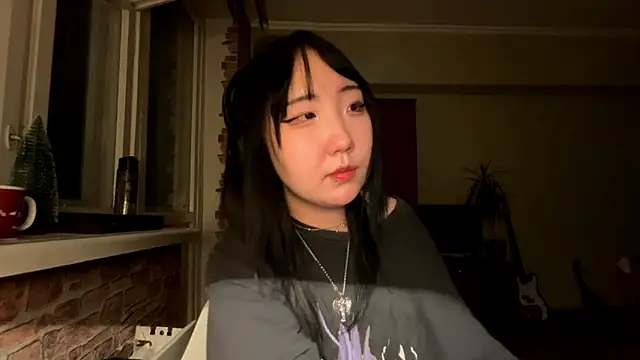 Yunananaa Chat XXX live