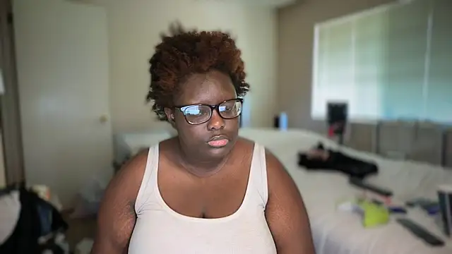 Yagurl___west's Webcam Show