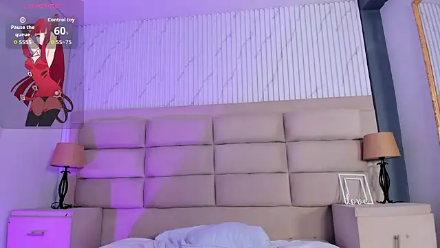 CarolineFyre Live XXX-chat