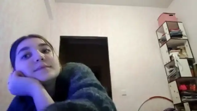 XXX chat uživo modela JanineThielman