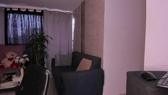 ghatto_cmilkpunch's Live XXX Chat