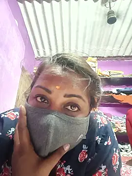 Tamil_Hot_Priya 网络视讯表演