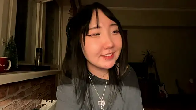 Yunananaa 即時 XXX 聊天