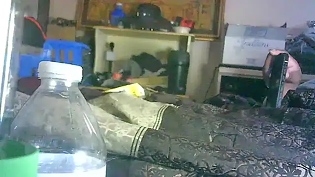 GUAPAN3S3_FIR3: απευθείας συνομιλία ΧΧΧ