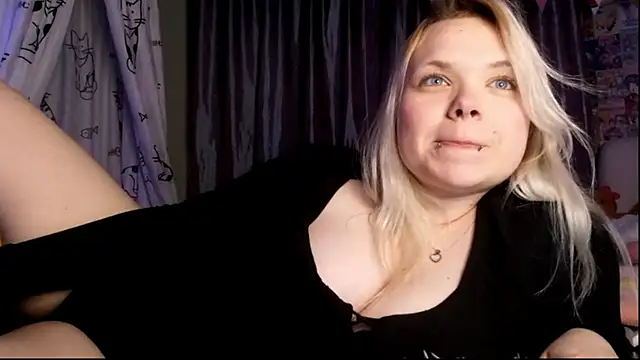 AnimeGirl67 Adlı Modelin Canlı XXX Sohbeti