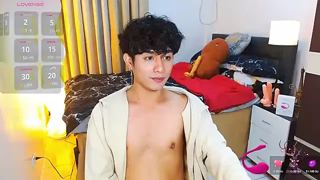 WildestTwink's Live XXX Chat