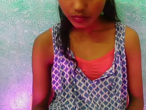 Show webcam de KiaraDoll002