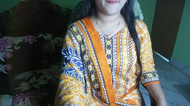 BengaliQueenStar Chat XXX live