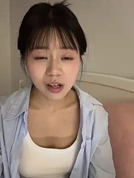 Nana-3's Live XXX Chat