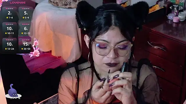 Chat XXX ao vivo de Catwhite_