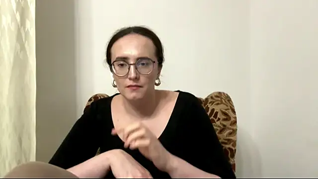 SofiaTease: απευθείας συνομιλία ΧΧΧ