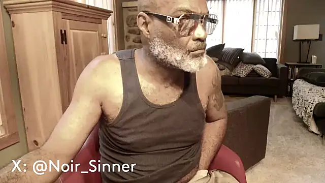 sinnernoir Show in webcam